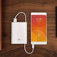 XIAOMI ZMI MF815 2 IN 1 4G WIRELESS WIFI ROUTER AND 7800MAH MOBILE POWER BANK