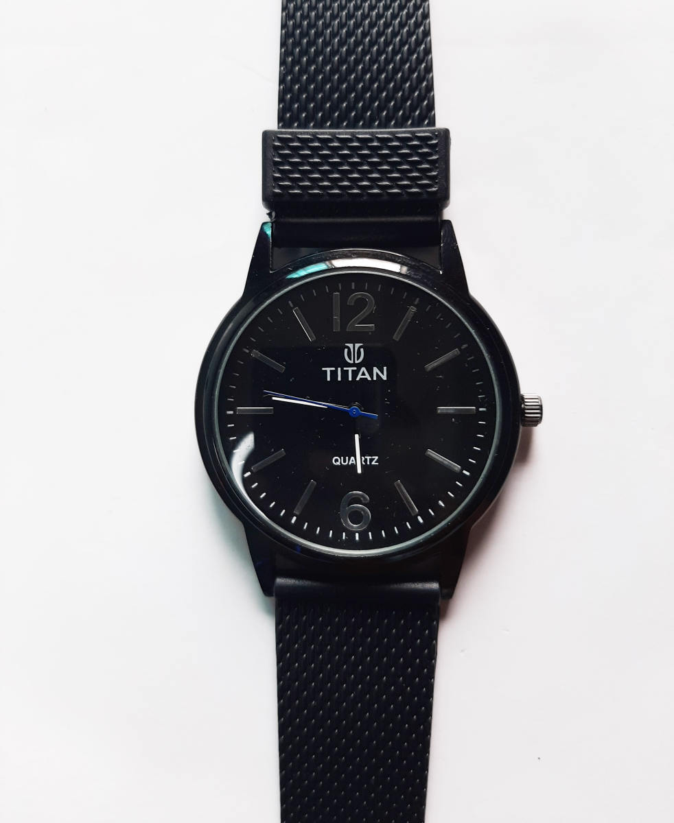 Cool Quartz Leather Stylish Wrist Watch For Man